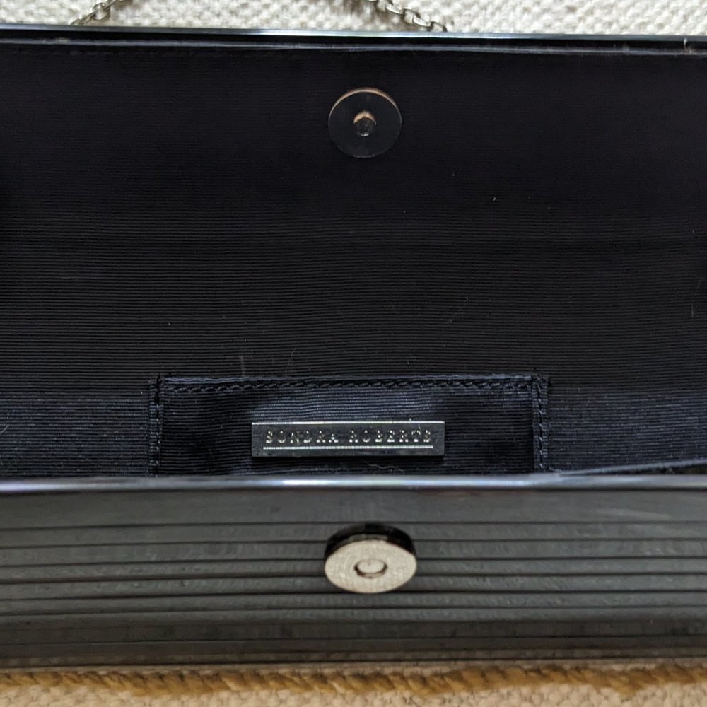 Sondra Roberts Black Lucite Slim Clutch Bag - Picture 3 of 9
